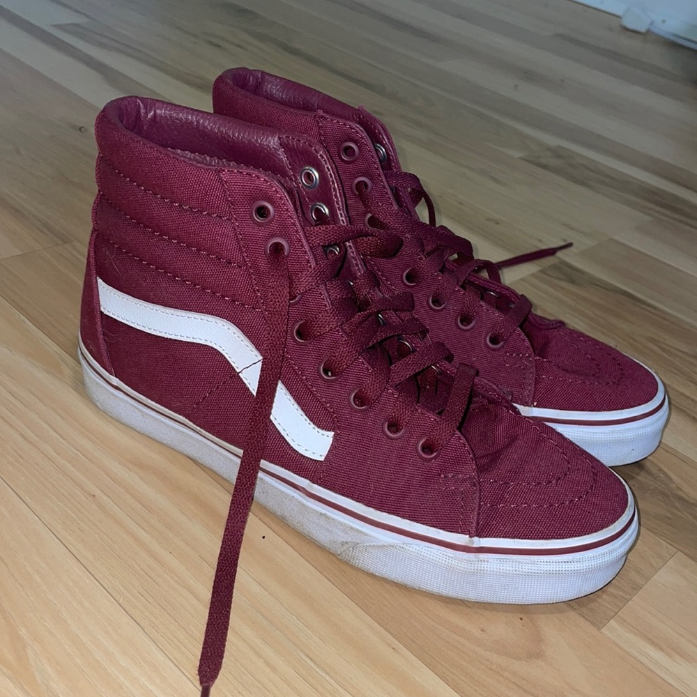 Maroon Vans Hi-top